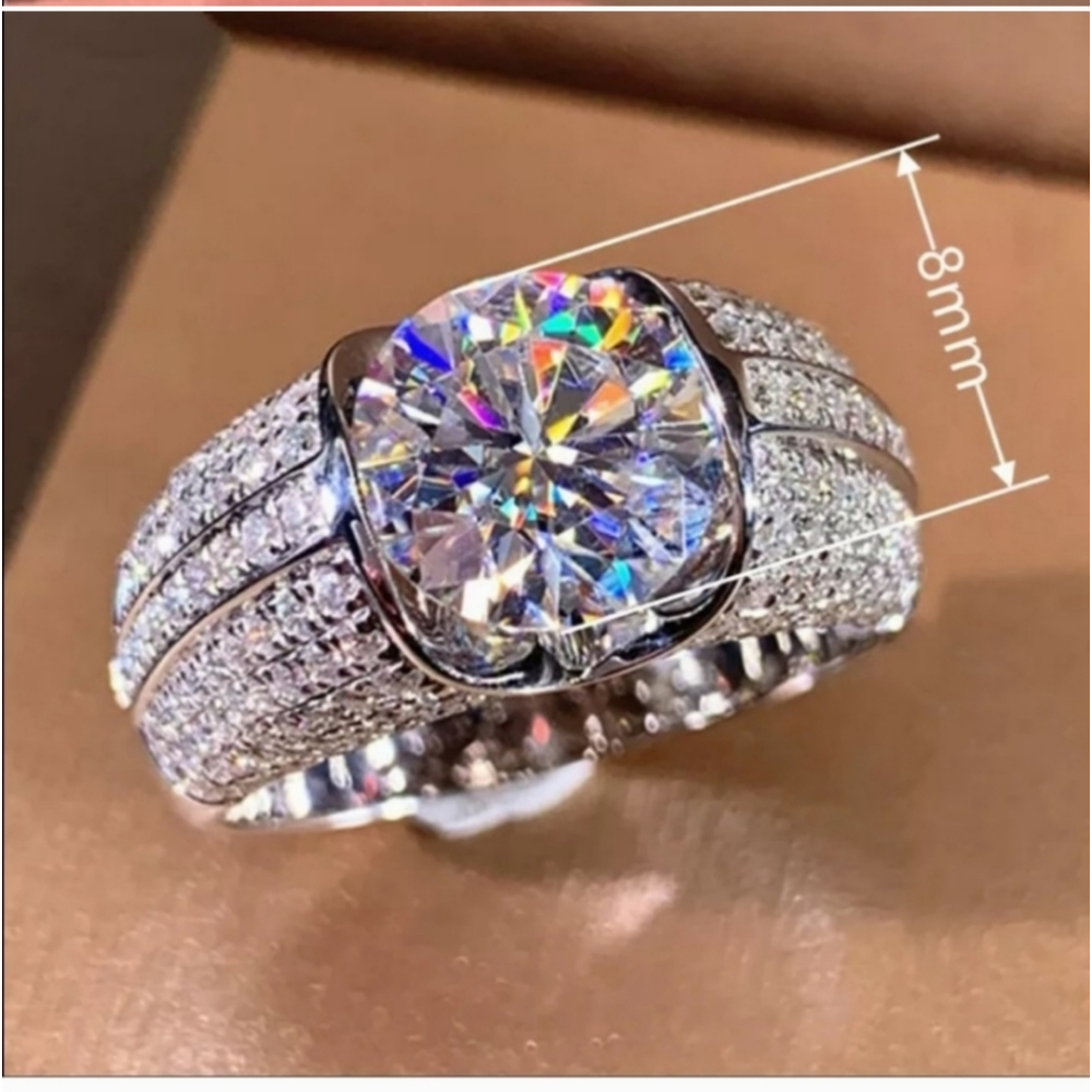 (8)  Simulated DIAMOND HALO RING size 6..7.
